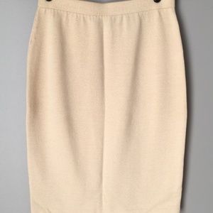 Authentic St. John Perfect Cream Colored Skirt